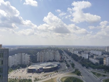Фото 6 — Ни одного бордюра: в Киеве показали, как строят ЖК с безбарьерным двором и без автомобилей
