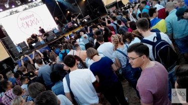 Фото 11 — Как проходит оpen аir фестиваль на берегу Азовского моря