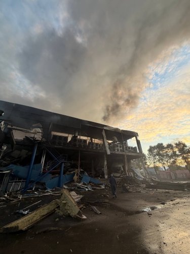 Фото 2 — Російський удар знищив склад "Сушия":  чи працюють ресторани