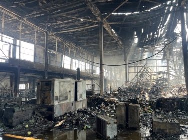 Фото 9 — Росіяни знищили склад Червоного Хреста з гуманітарною допомогою на 80 млн грн