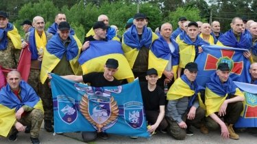 Фото 11 — Відбувся обмін полоненими: більшість воїнів були у полоні з 2022 року (ФОТО)