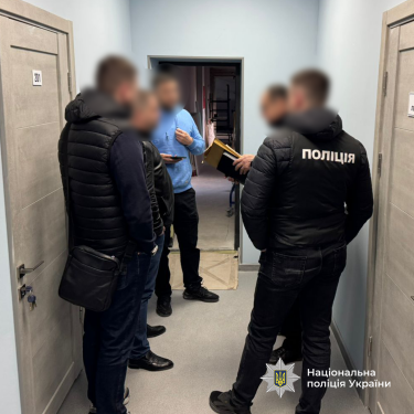 Фото 5 — Хищение на дровах для ВСУ: Нацполиция разоблачила схему на 100 млн грн