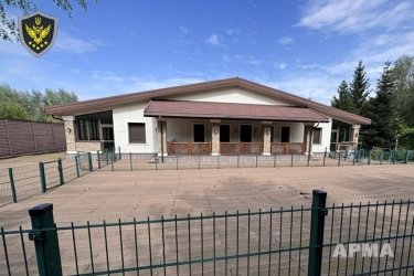 Фото 3 — Квартири, маєтки, земельні ділянки: для елітної нерухомості ексочільника МВС Захарченка шукають управителя (ФОТО)