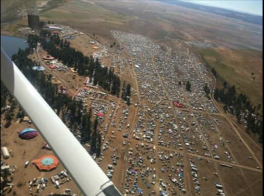 Фото 3 — Чем жила космическая индустрия в 2017 году: плоская Земля и $1,8 млн за сумочку Армстронга