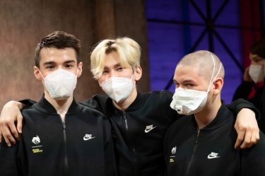 Фото 4 — Крупнейший киберспортивный турнир в истории выиграла команда с украинцами. Приз — $18 млн