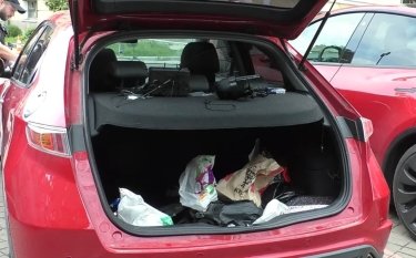 Фото 2 — Жовтневий палац у Києві: АРМА заявляє про запобігання провокації і чинний арешт будівлі