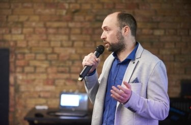 Фото 2 — Пропишите три сценария — реалистичный, пессимистичный и "жесть" — Евгений Мушкин, ВДНГ
