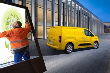 Фото 8 — Opel представил электрический фургон на основе модели Combo (ФОТО)