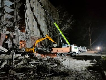Фото 6 — Обстріл Миколаївської ОДА: кількість загиблих зросла до 24 (ФОТО)