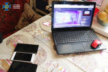 Фото 5 — В Харькове поймали собиравших компромат на военкомов и ВВК и фиксировавших "прилеты": подозревают в работе на РФ