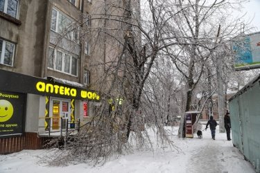 Фото 72 — На юге Украины из-за снега закрыли дороги, фуры не пускают даже в Киев (ФОТО, ВИДЕО)