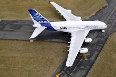 Фото 21 — В Ле Бурже открылся 49 аэрокосмический салон Paris Air Show 2011