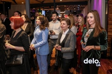 Фото 3 — Журнал "ТОП-100" наградил лучших финдиректоров и лидеров финансового рынка Украины (ФОТО)