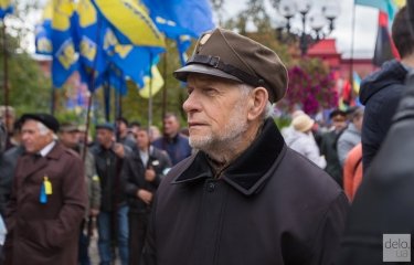 Фото 6 — Крещатик зажегся тысячами факелов: Как прошел Марш к 75-й годовщине УПА