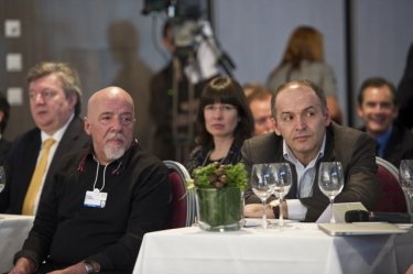 Фото 2 — В Давосе назвали ключевой тренд филантропии: интернет и информационные технологии