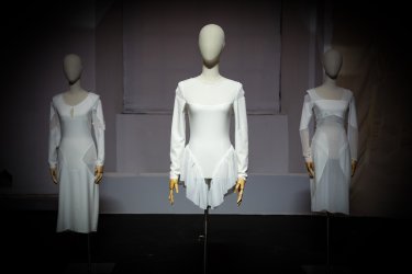 Фото 8 — Ukrainian Fashion Week SS27: ремесло, реконструкция и показ в укрытии