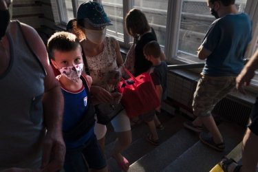 Фото 10 — В New York Times Киев назвали "столицей пандемических вечеринок"
