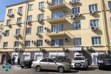 Фото 2 — СБУ проводит обыск в офисе "Украинского выбора"