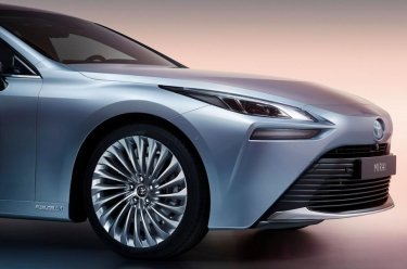 Фото 4 — Toyota выпускает водородомобиль нового поколения (ФОТО)