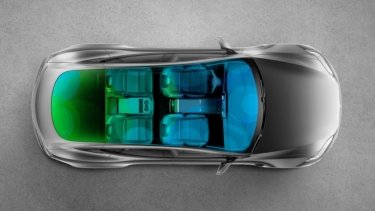 Фото 10 — Стеклянная крыша, штурвал вместо руля и доступ к видеоиграм: Tesla обновила дизайн Model S