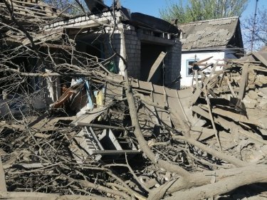 Фото 3 — Ночью армия РФ обстреляла Запорожье: один дом полностью разрушен