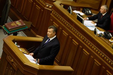 Фото 3 — Итоги 2013 года: политика деградирует, экономика стагнирует, общество бунтует