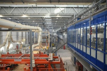 Фото 2 — Австрийская корпорация Kronospan вложила 200 млн евро в деревообрабатывающее производство в Ровенской области
