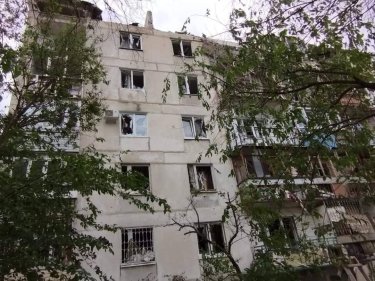 Фото 5 — Окупанти ведуть штурм Сєвєродонецька: за добу на Луганщині знайдено двох загиблих (ФОТО)