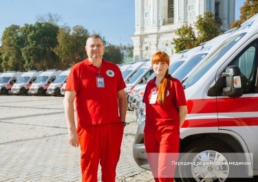 Фото 9 — Оборона, медицина, спорт і освіта — основні напрямки благодійності групи компаній "Епіцентр"