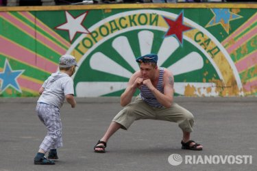 Фото 22 — В День десантника отключили фонтаны, но без жертв не обошлось (ФОТО)