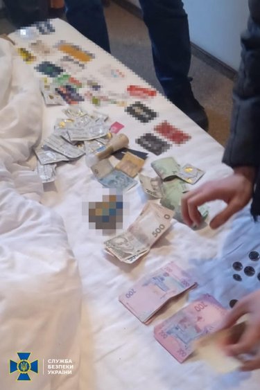 Фото 13 — СБУ викрила керівництво департаменту Нацполіції на "кришуванні" мережі борделів
