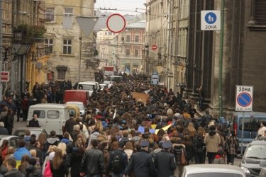 Фото 12 — Львов вышел на евромайдан: как это было (ФОТОРЕПОРТАЖ)