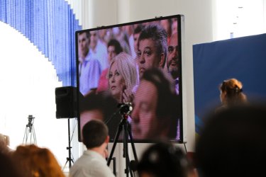 Фото 8 — Партия регионов меняет курс, чтобы привлечь электорат