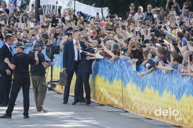 Фото 7 — Как Владимир Зеленский приносил присягу народу Украины (ФОТО)