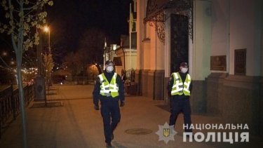 Фото 5 — В полиции рассказали о нарушениях карантина во время пасхальных служб (ФОТО, ВИДЕО)