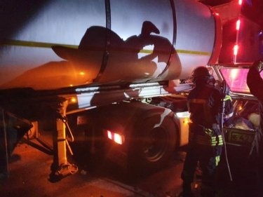 Фото 3 — В Кировоградской области "Таврия" врезалась в грузовик, погибли четыре человека (ФОТО)