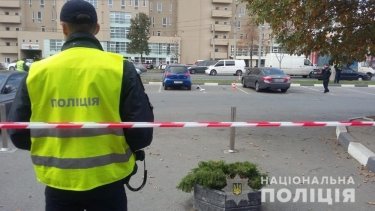 Фото 4 — Стрельба в Харькове: убит мужчина, стрелок подорвал себя гранатой (ФОТО, ВИДЕО)