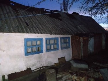 Фото 20 — Новогодние обстрелы: В Херсоне пострадала детская больница, в Никополе повреждено до 20 зданий (ФОТО)