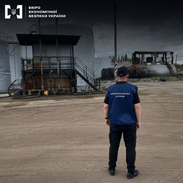 Фото 5 — БЭБ изъяло у одной из сетей АЗС топлива на 260 миллионов гривен (ФОТО)
