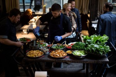 Фото 8 — Создаю атмосферу "завода мяса" с входом через "мясную лавку" — ресторатор Савва Либкин