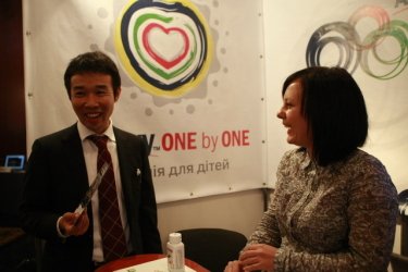 Фото 13 — На CSR MarketPlace топы дискутировали о КСО, а посетители голосовали за лучший стенд