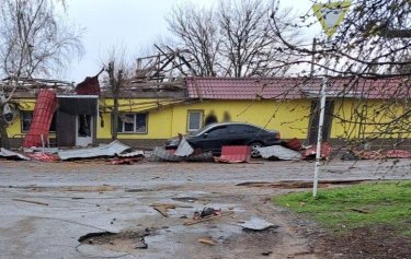 Фото 3 — Оккупанты ударили по Никополю: в ОВА рассказали о последствиях (ФОТО)