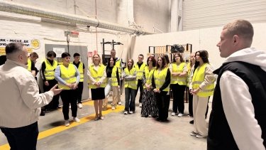 Фото 2 — Как «Аврора» инвестирует в образование: от корпоративного обучения до школьной экономики