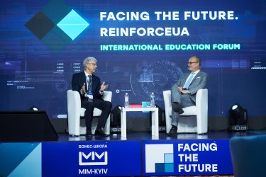 Фото 3 — До столиці з’їхалися викладачі Гарварду та топових бізнес-шкіл світу