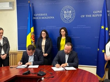 Фото 2 — Украинская компания «Автомагистраль-Юг» строит уже второй крупный объект в Молдове