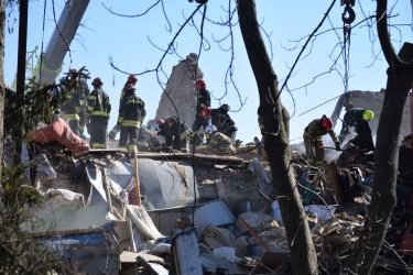 Фото 25 — Дев'ятеро людей загинули внаслідок російського ракетного удару по телевежі під Рівним (ФОТО)