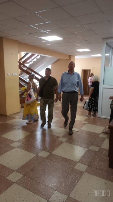 Фото 6 — СБУ затримала лідера ОПЗЖ в Черкасах, що збирався емігрувати до США: що йому закидають (ФОТО, ВІДЕО)