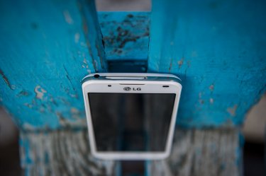Фото 2 — Обзор смартфона на две SIM-карты LG L7 II
