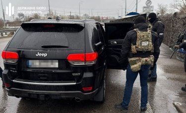 Фото 3 — Председателя КРАИЛ Ивана Рудого задержали правоохранители: детали (ФОТО)