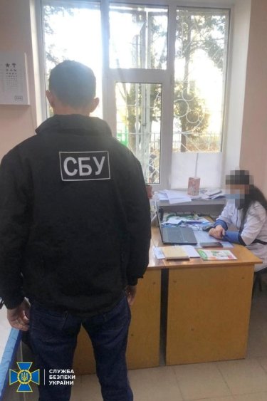 Фото 5 — В Киеве накрыли сеть центров, выдававших поддельные иностранные Covid-сертификаты